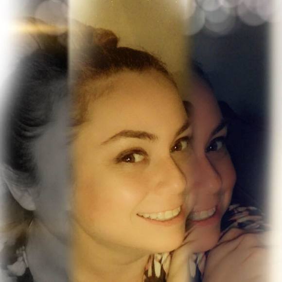 Meet your Posher, Jennifer - Picture 1 of 1